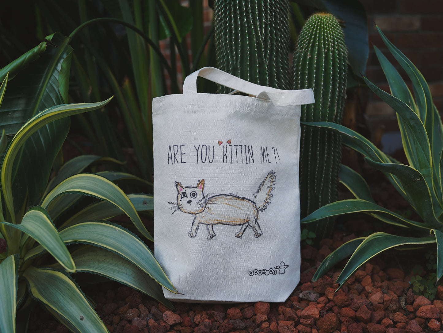 Everyday use Tote Bag with ‘Are you Kittin me?’ design